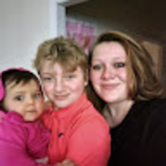 Meet your Posher, Tarra - Picture 1 of 1